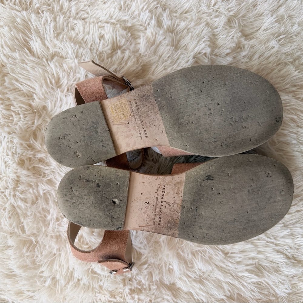 Freda Salvador Sera Fisherman Sandals - Picture 8 of 10